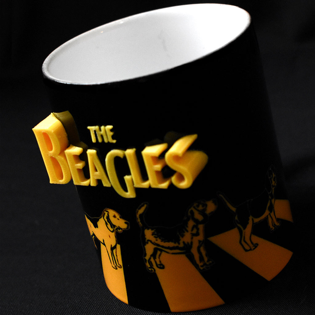 The Beagles Taza 3D